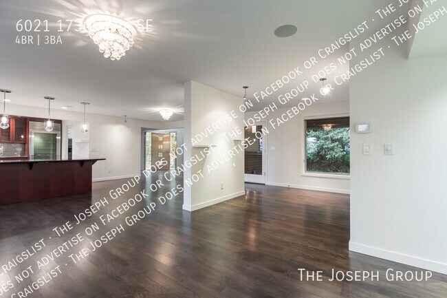 Building Photo - 6021 173rd Ave SE