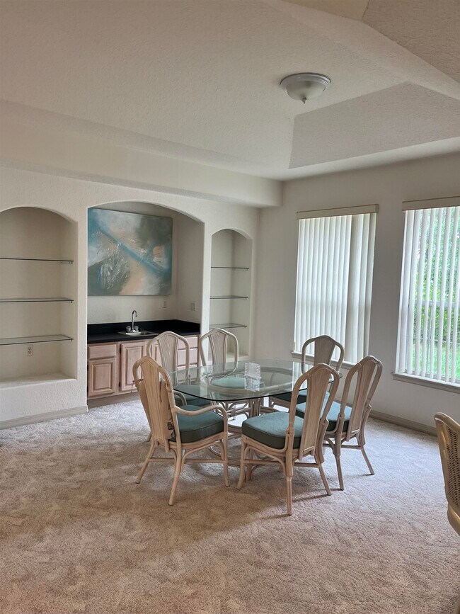 Building Photo - 6773 Veronica Ct