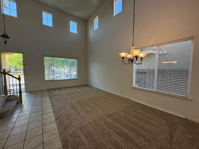 Building Photo - REDUCED!  BEAUTIFUL TWO STORY 6 BEDROOM 3 ...