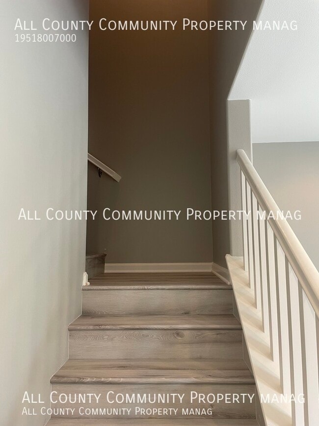 Building Photo - 44122 Calle Luz