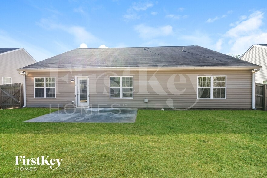 Building Photo - 1921 Roxey Ln