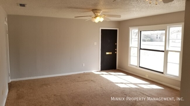 Building Photo - 4010 32nd St