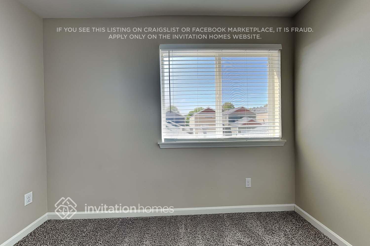Building Photo - 7629 Columbia Way NE