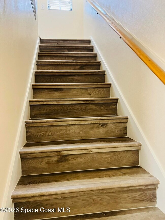 Building Photo - 1145 Luminary Cir