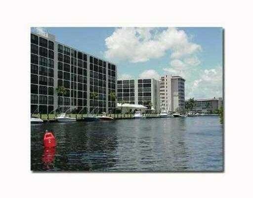 Building Photo - 1629 Riverview Rd