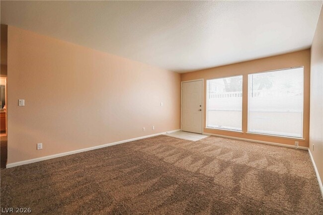 Building Photo - 683 Oakmont Ave