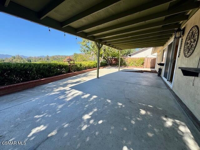 Building Photo - 5927 Dovetail Dr