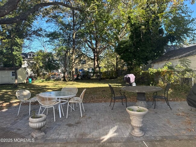 Building Photo - 340 Myrtle Ave