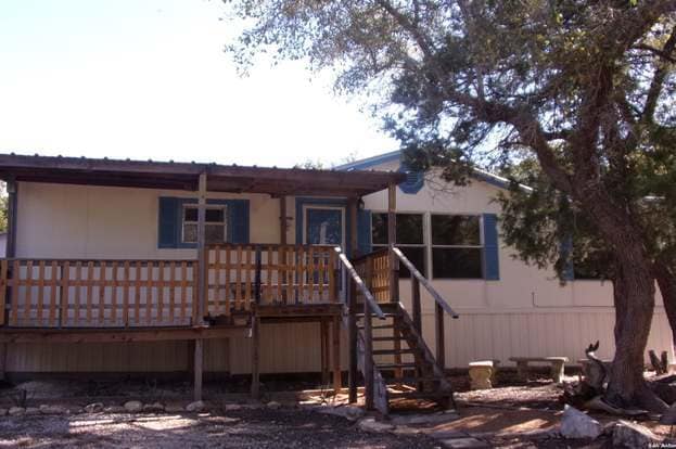 Primary Photo - 1106 Indian Hollow
