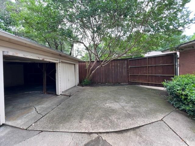 Building Photo - 7215 Clemson Dr