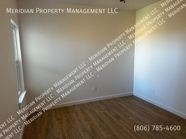 Building Photo - 5802 Urbana Pl