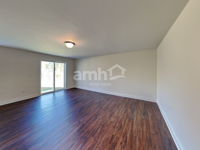 Building Photo - 164 Hazel Pk Dr