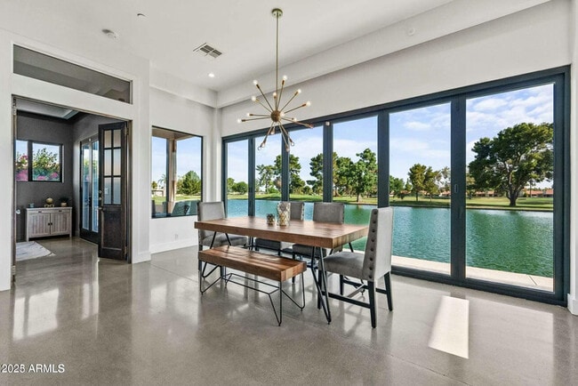 Building Photo - 7861 E Vía Marina