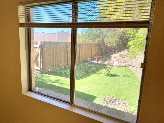 Building Photo - 9906 Hundred Oaks Cir