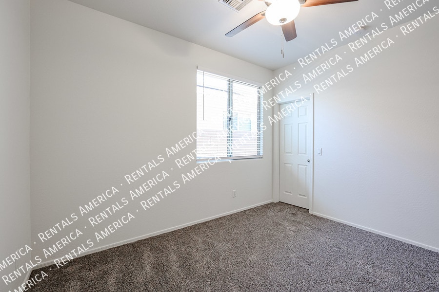 Building Photo - 6946 W Harwell Rd