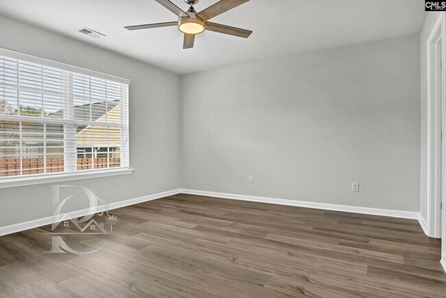 Building Photo - 513 Lanesborough Dr