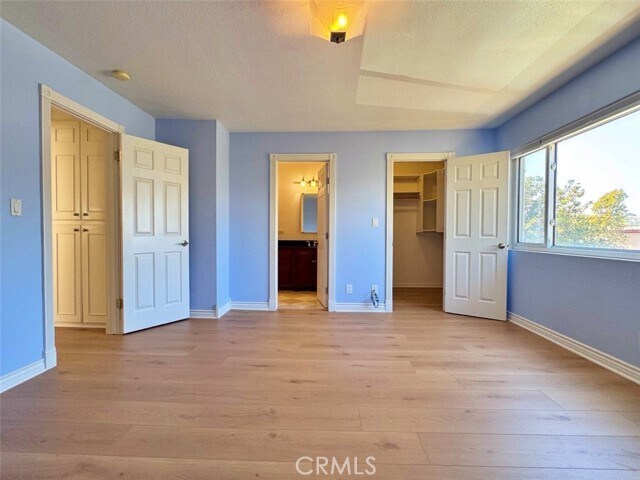 Building Photo - 1802 Vanderbilt Ln
