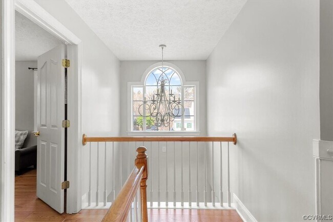 Building Photo - 14031 Mountshire Ln