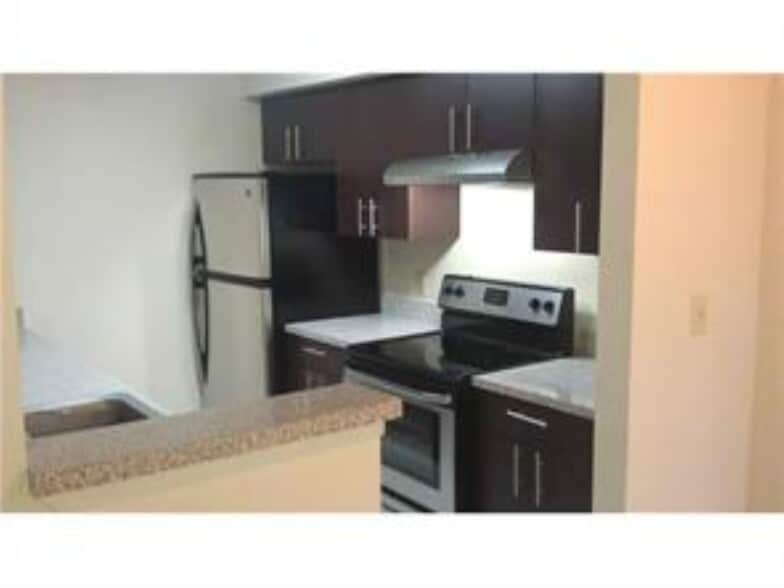 Building Photo - 2405 NW 33rd St