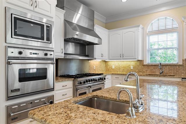 Building Photo - 530 W Hickory Ridge Cir