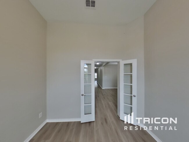 Building Photo - 11600 Anna Grace Dr