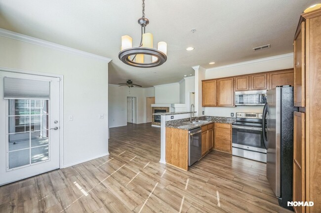 Building Photo - Charming 2BR Townhome in Broomfield