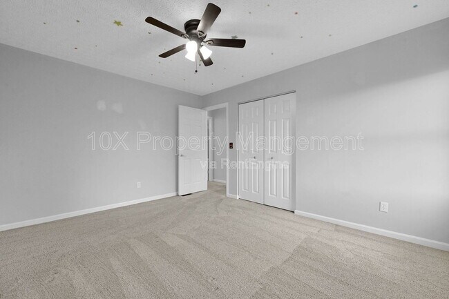 Building Photo - 96 Chenango Dr