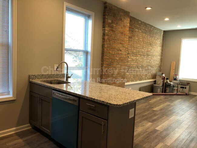 Building Photo - 2951 W 25th St