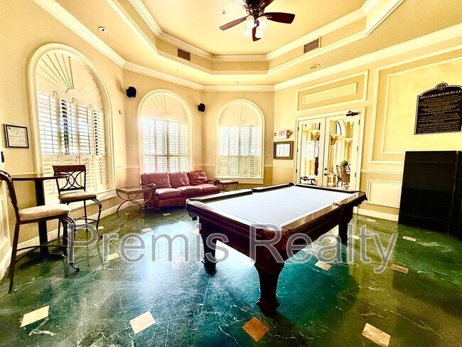 Building Photo - 2721 Via Murano