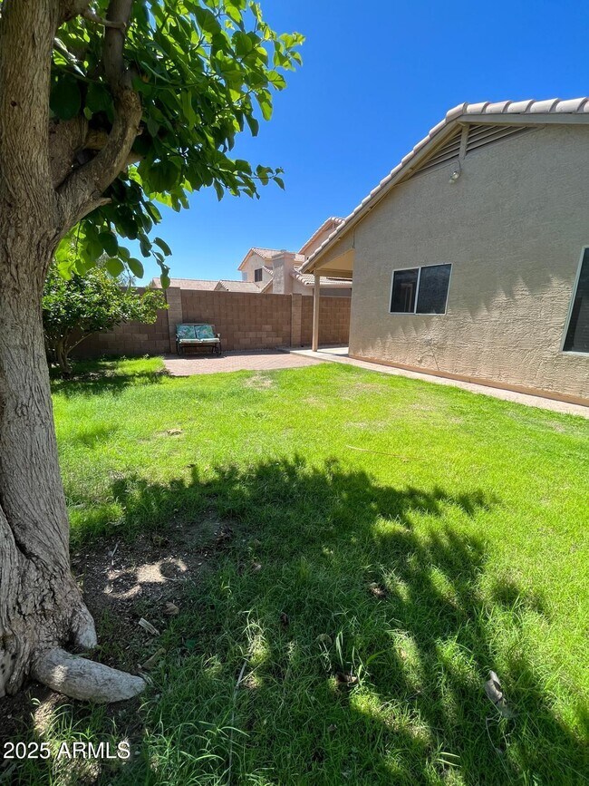 Building Photo - 5023 W Kristal Way