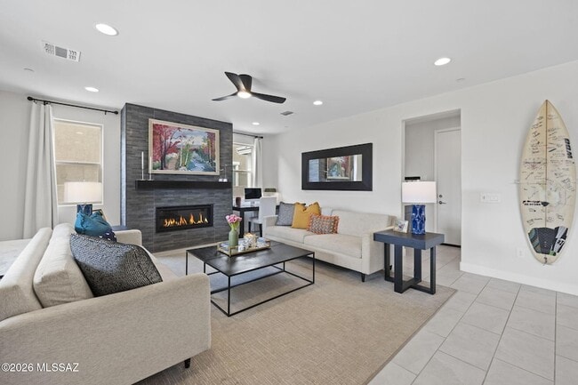 Building Photo - 10599 W Walker Brown Dr