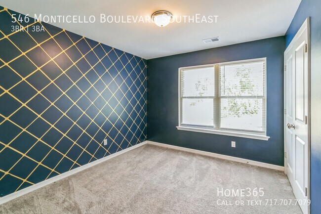 Building Photo - Charming 3-Bed, 2.5-Bath Home in Atlanta's...