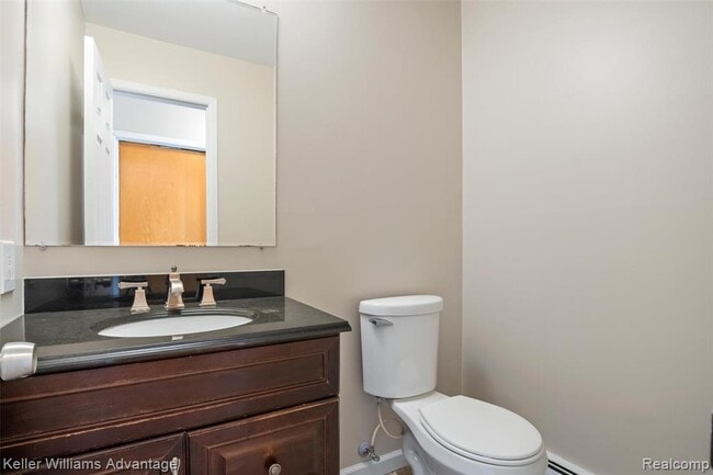 Building Photo - 14377 Cranston St