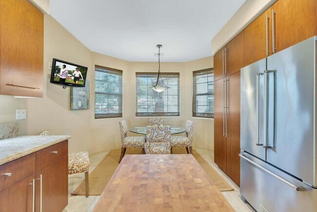 Building Photo - 48470 Casita Dr