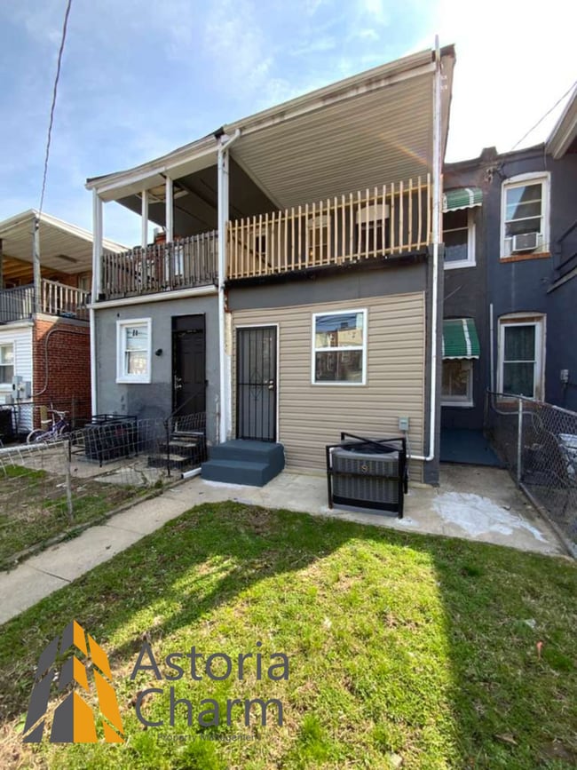 Building Photo - 2 Bed with Finished Basement, Deck off Bedroom, and Backyard