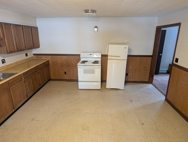 Building Photo - 716 Market St