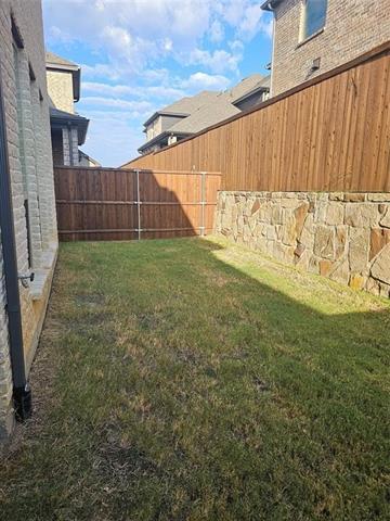 Building Photo - 3905 Lady Bettye Dr