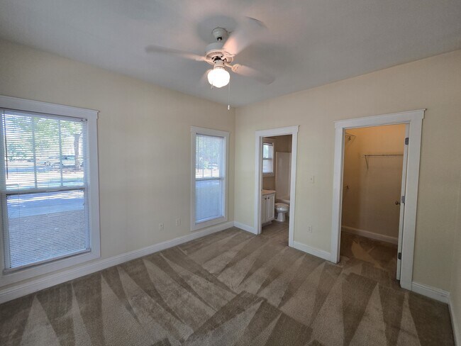 Building Photo - 154 Magnolia Bluff Dr