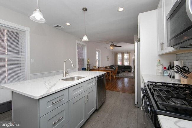 Building Photo - 8 Wynnewood Ave