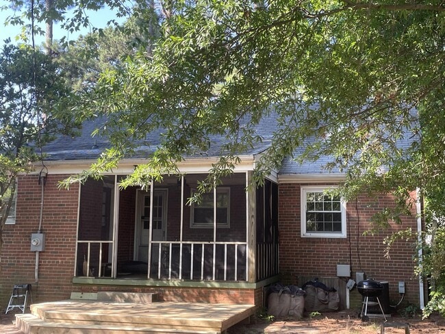Building Photo - 4808 Fitzhugh Ave
