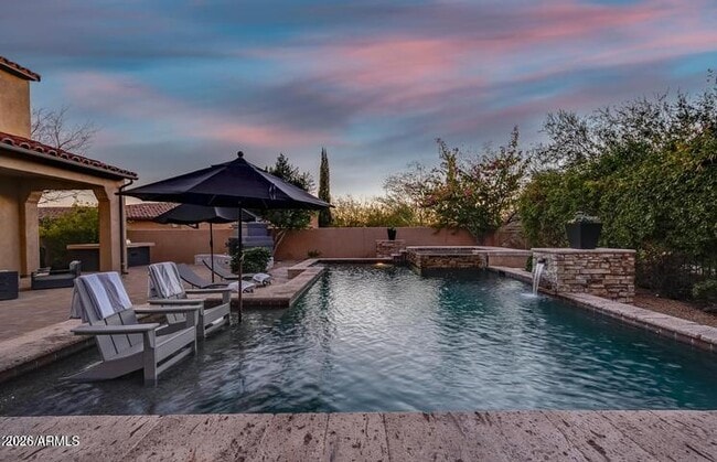 Building Photo - 8280 E Tailfeather Dr