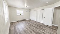 Building Photo - 45 W 1600 N