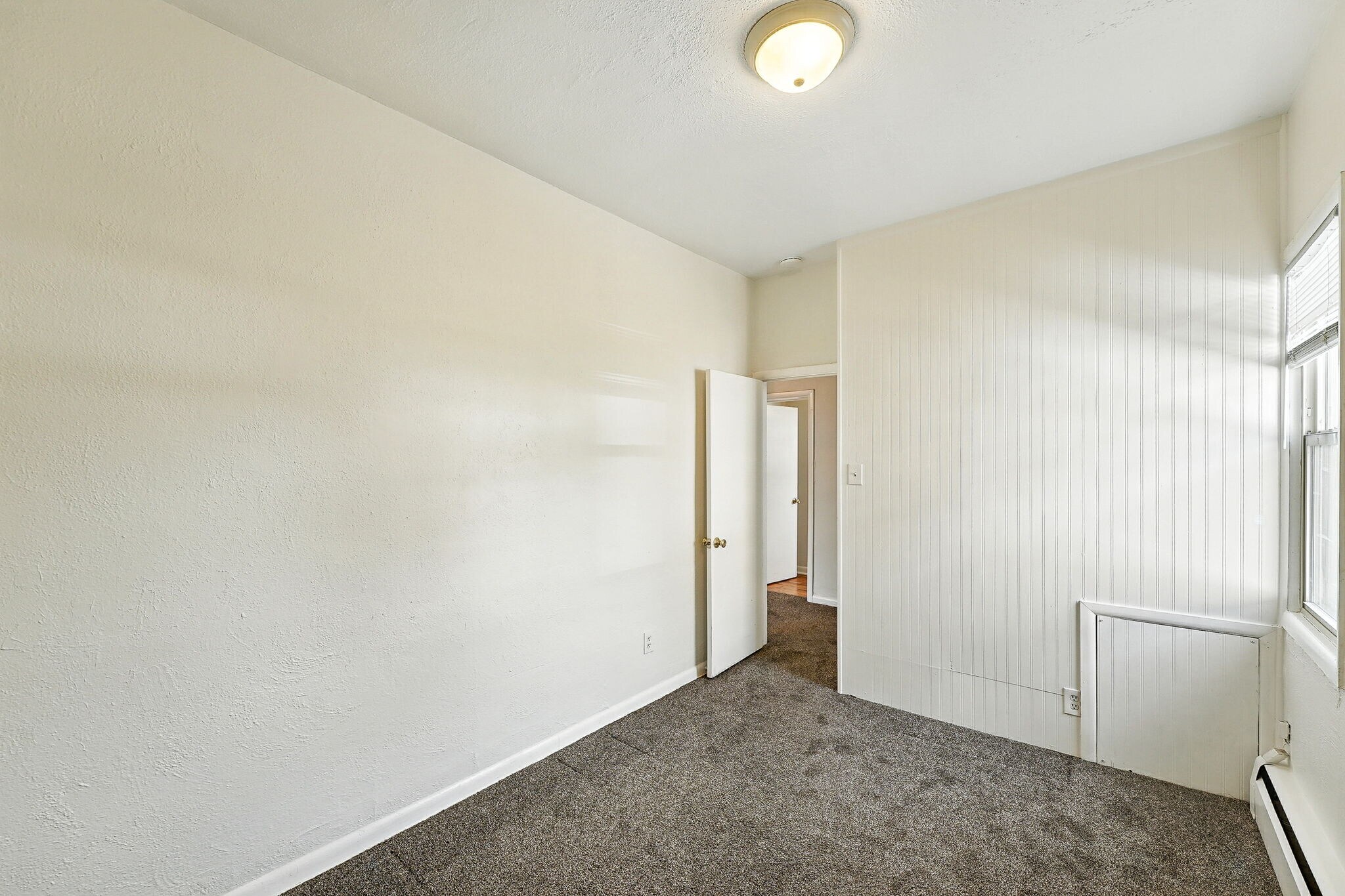 Building Photo - 5631 W 16th Ave