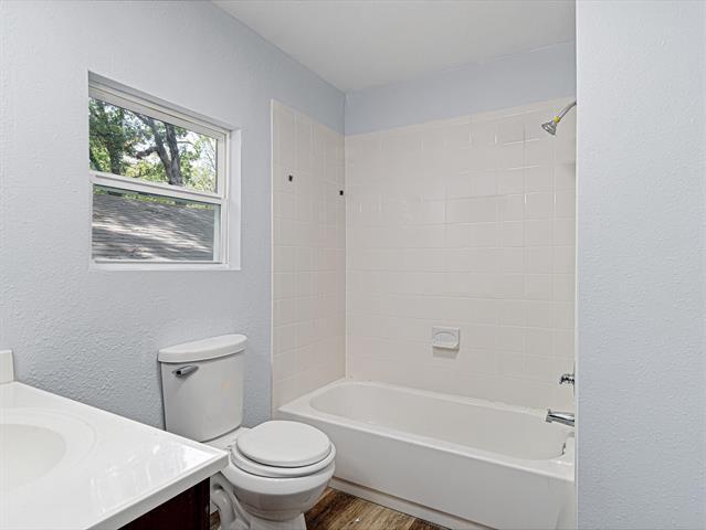 Building Photo - 10570 Whipperwill Ln