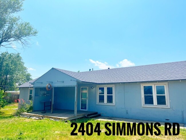 Primary Photo - Newly Remodled 3 Bedroom 2 Bath with a Bon...