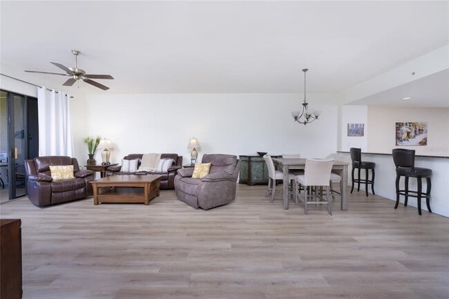 Building Photo - 85 Vivante Blvd