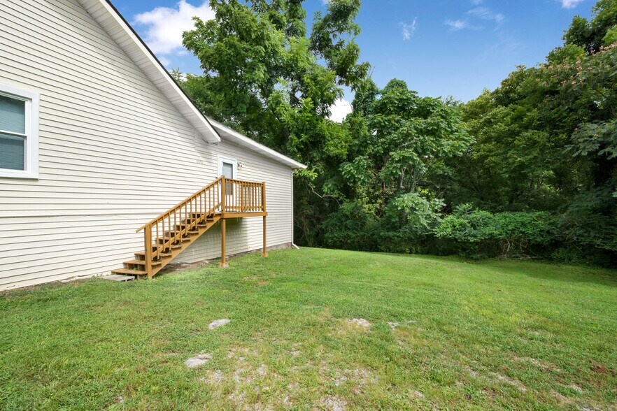 Building Photo - 2612 Couchville Pike