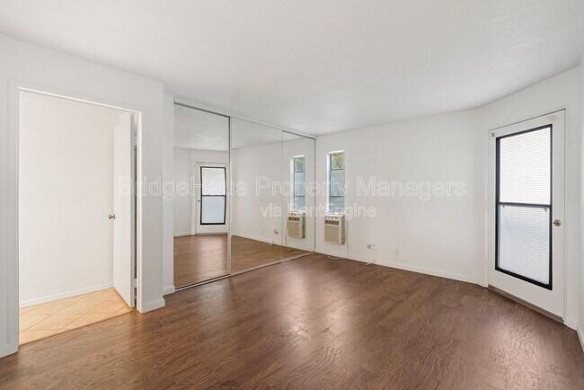Building Photo - 5750 Friars Rd