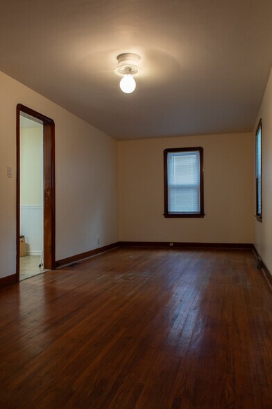 Building Photo - 214 Ward Rd