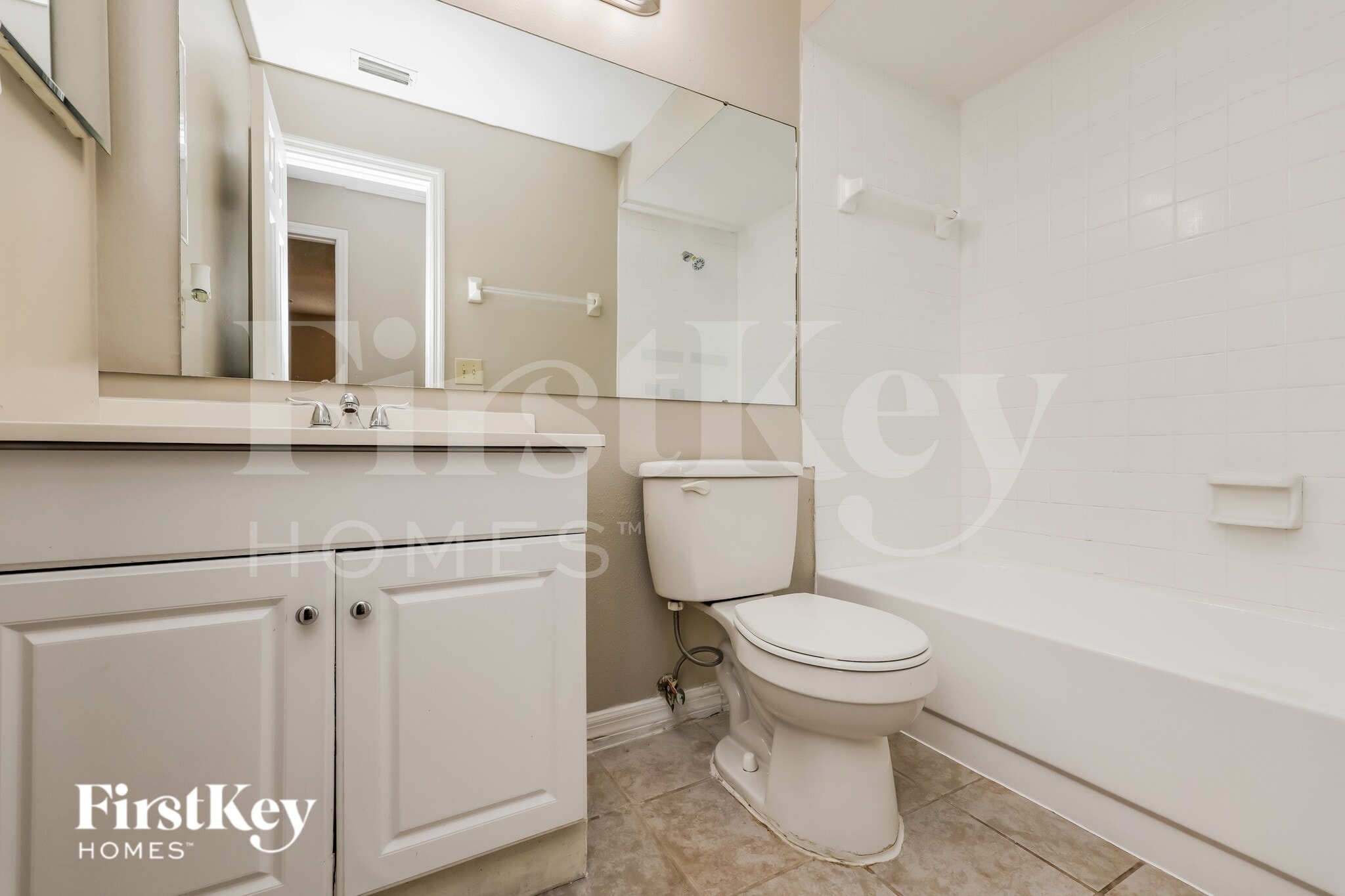 Building Photo - 4718 Westwind Dr